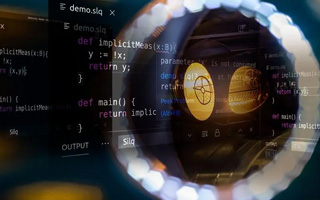 黄山 api php源码,下载的php源码怎么运行呢？